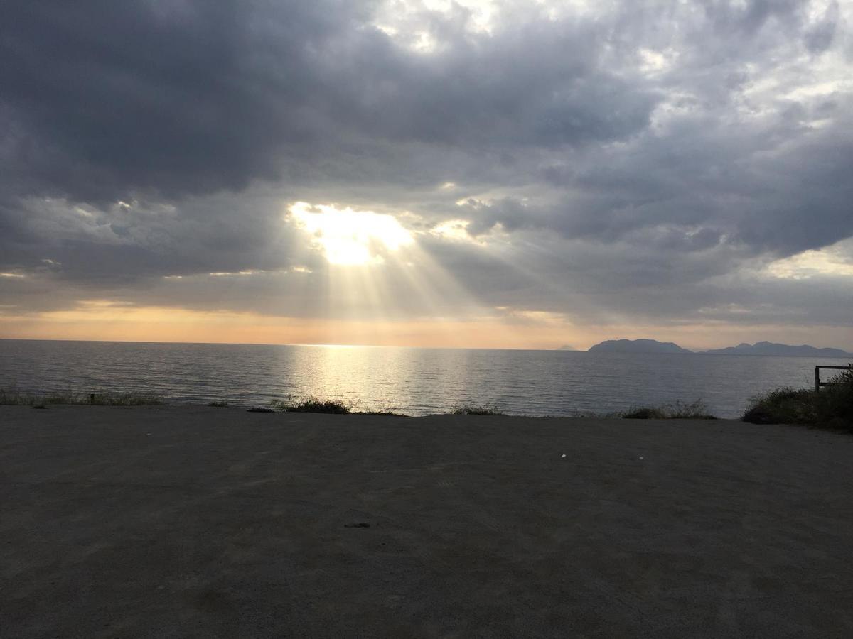 Le Casette Di Ponente Milazzo Exterior foto