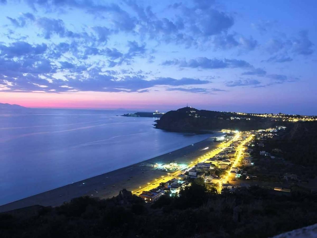 Le Casette Di Ponente Milazzo Exterior foto
